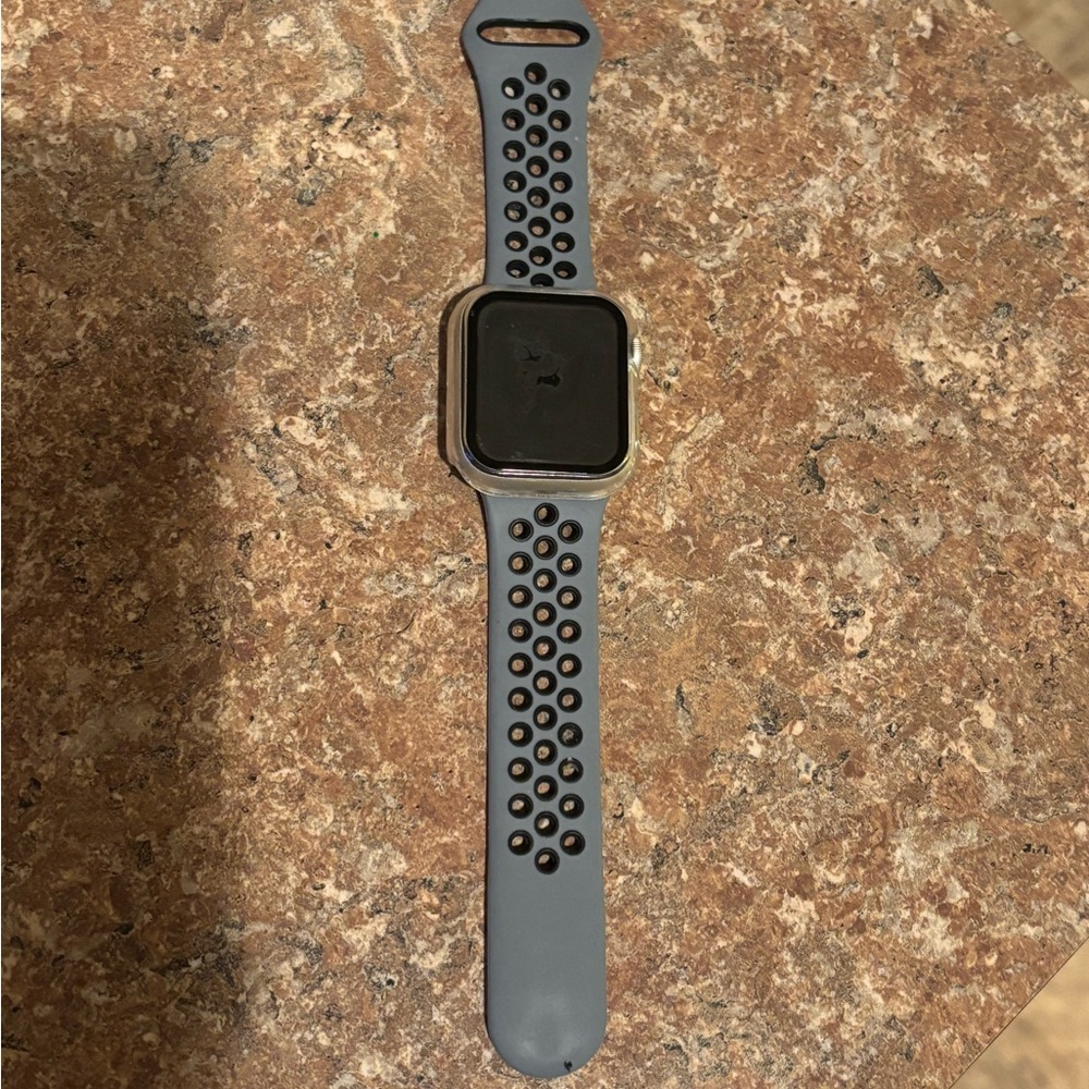 Apple Watch SE